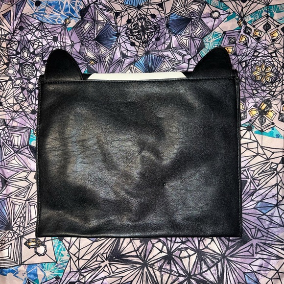 betsey johnson frenchie clutch - Picture 2 of 3